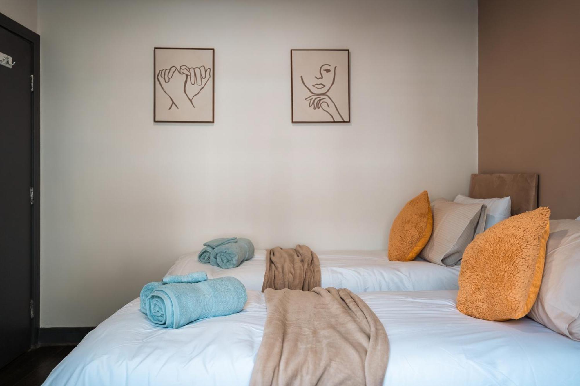 Casa vacanze Edmonton - 4 Bedrooms, Sleeps 8, 3 Bathroom Contractor Base Londra