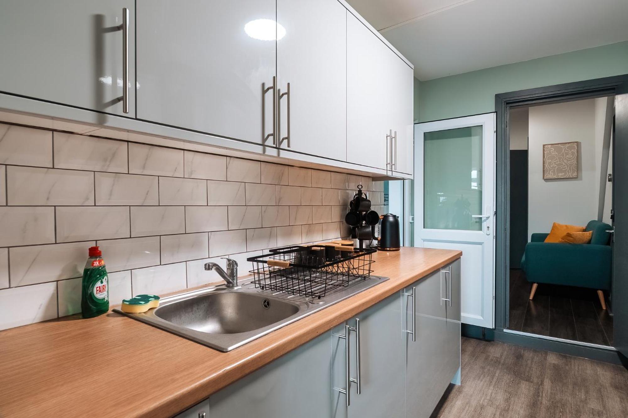 Edmonton - 4 Bedrooms, Sleeps 8, 3 Bathroom Contractor Base Casa vacanze Londra